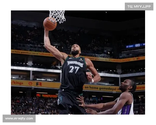 爱德华兹半场砍下14分，森林狼半场61-62暂落后马刺